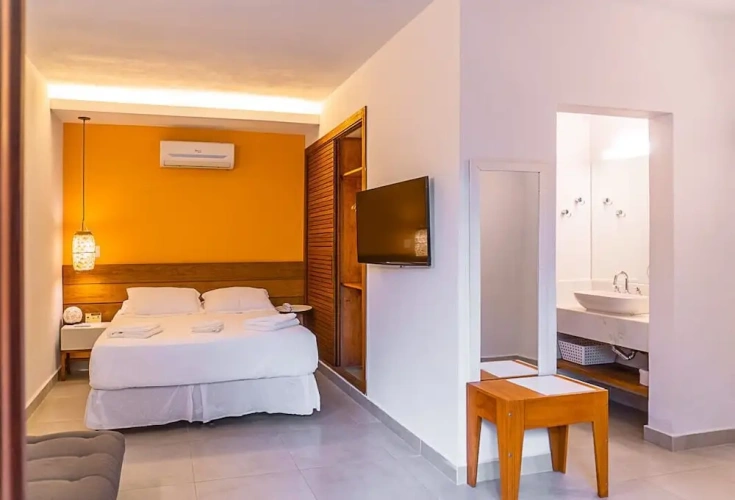 Suite with balcony