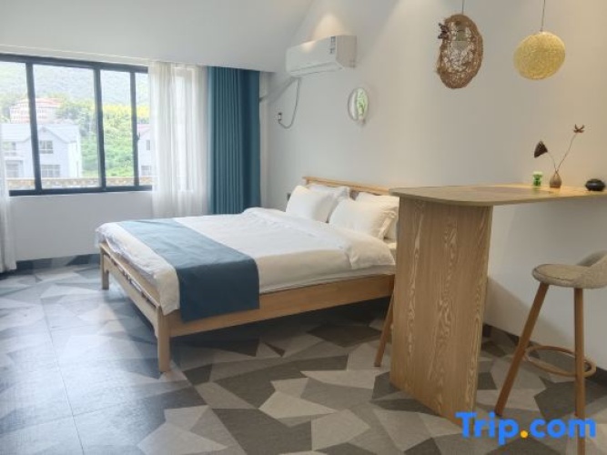6 Bedrooms Standard room