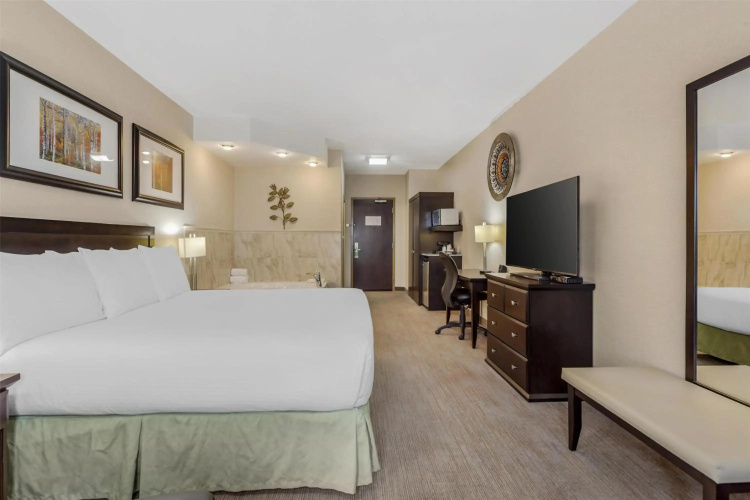 Best Western Wainwright Inn & Suites