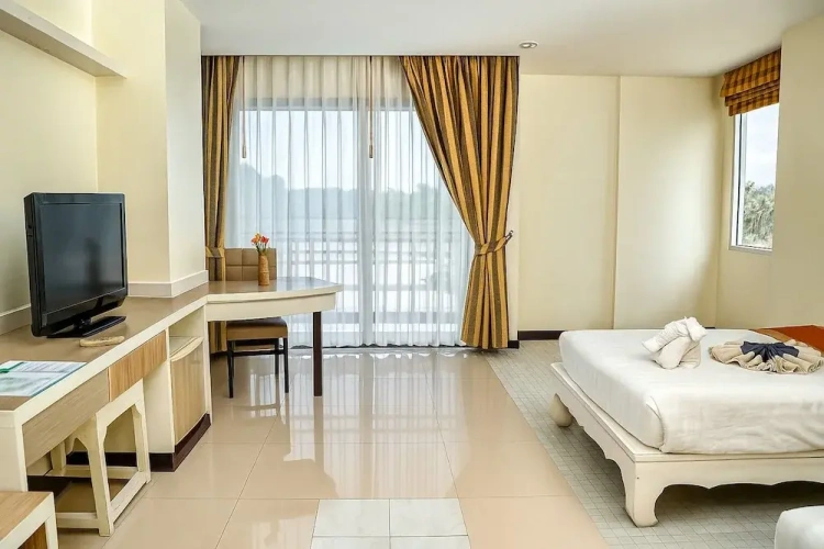 Deluxe Twin room with balcony and with mountain view