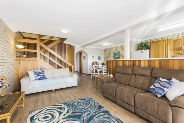 2 Bedrooms Cottage