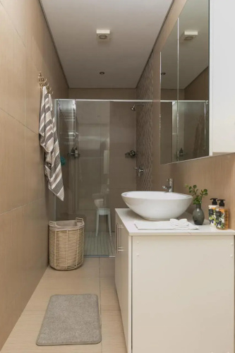 Cambridge Suites - #2 Cool & Spacious