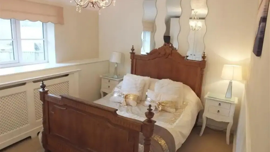 Angel Cottage 2