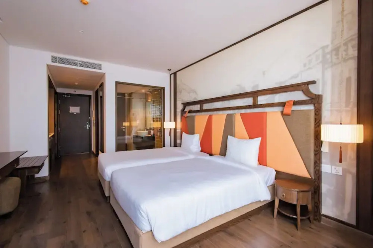 Apec Continental Condotel
