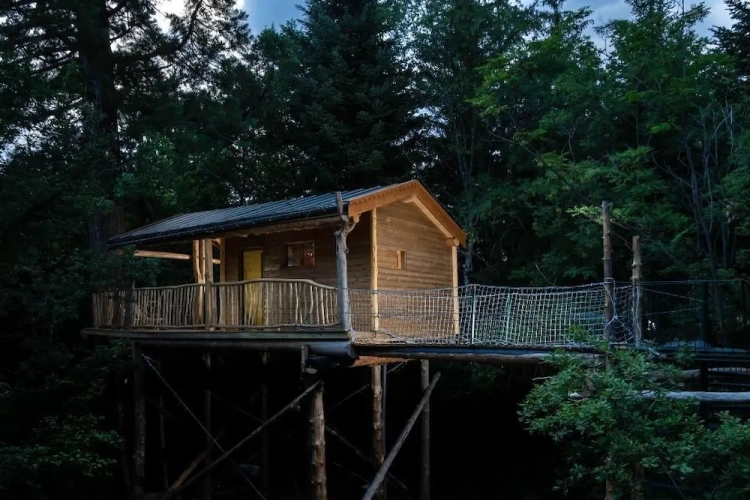 Double Cottage