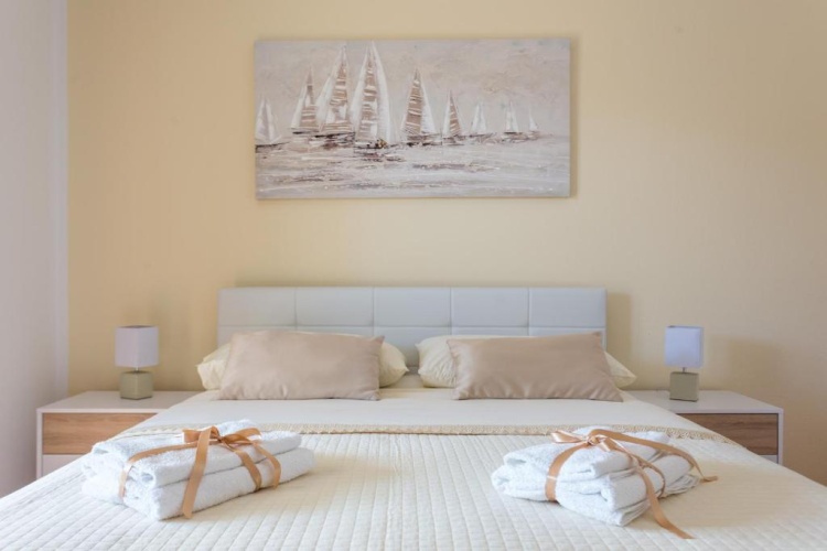 3 Bedrooms Cottage