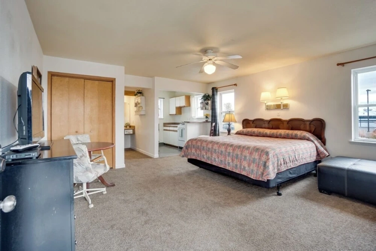 Guest rooms