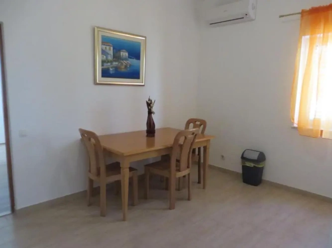 1 Bedroom Apartment with balcony