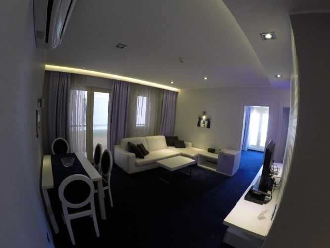 2 Bedrooms Apartment with balcony