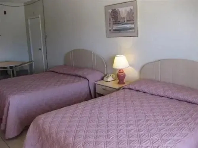 Mira Mar Motel