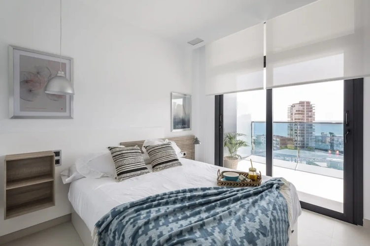 1 Bedroom Apartment with sea view