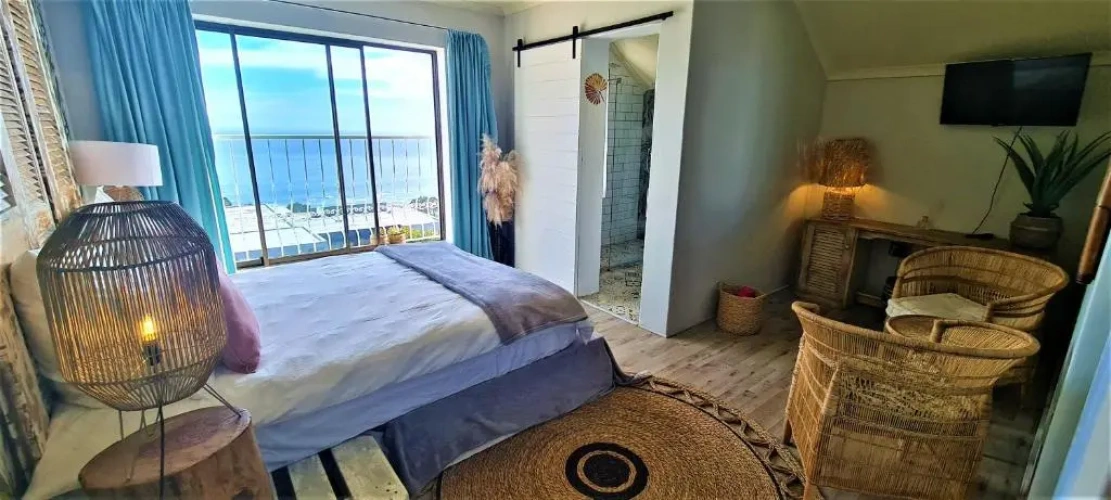 Studio with sea view