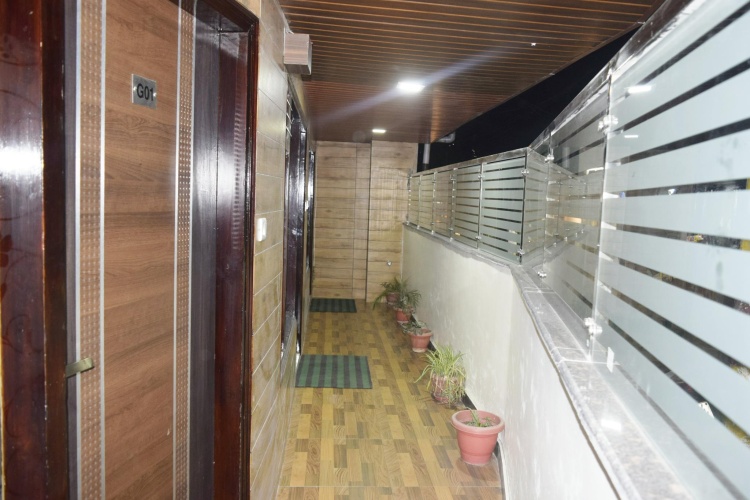 Deluxe Basement room