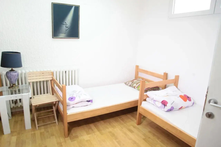 Jellostone Hostel