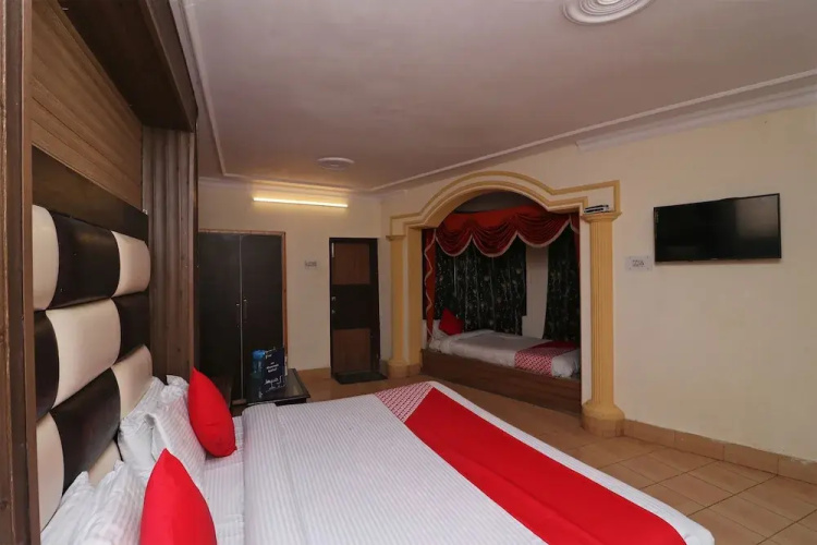 OYO 9452 Hotel Moonlight
