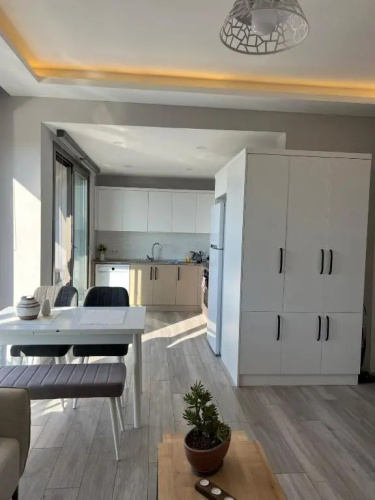 Scenic Flat With Shared Pool in Milas
