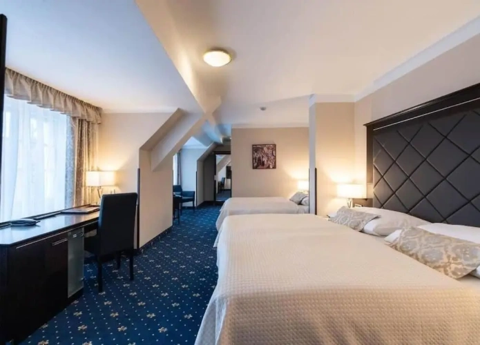 Deluxe Quadruple room