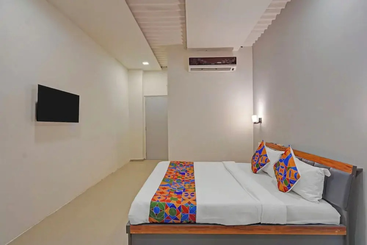 Fabhotel Stay In