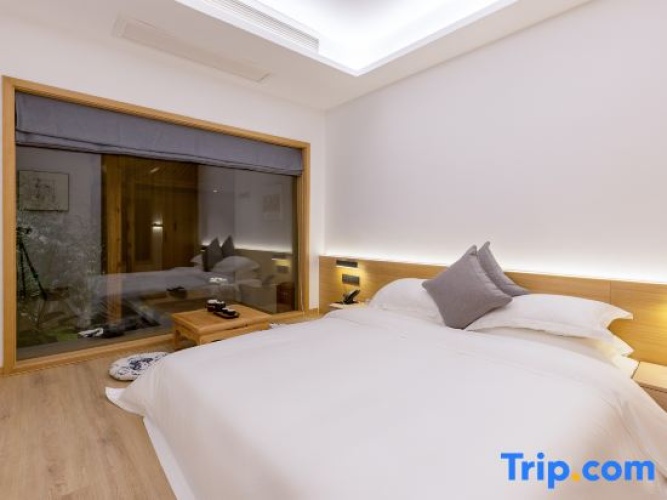 Double Duplex Suite