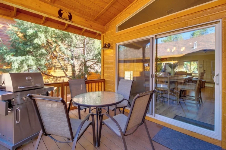 2 Bedrooms Cottage