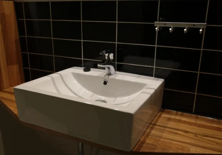 3 Bedrooms Apartment
