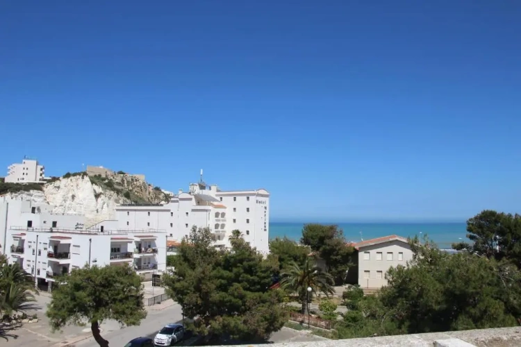 Deluxe Double room with balcony and with sea view
