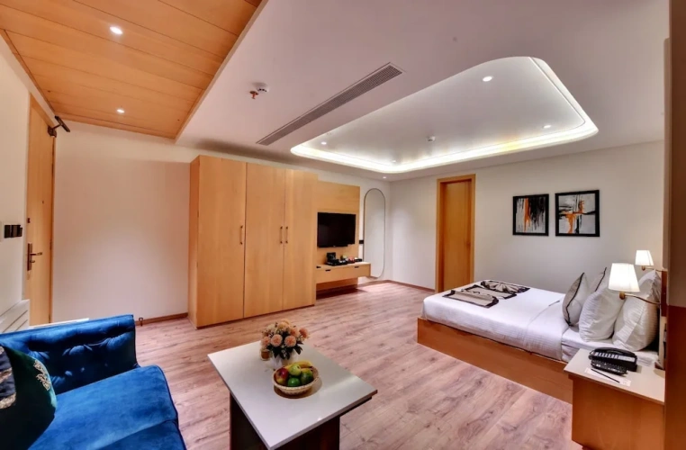 Luxury Suite