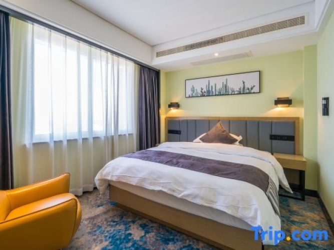Quadruple Family Suite