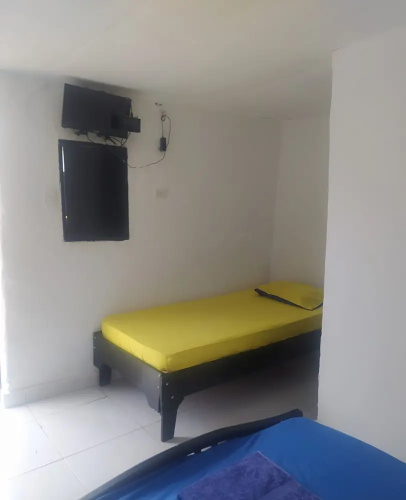 Hostal CQ Camarones