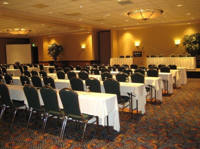 Doubletree By Hilton Davenport photo 21