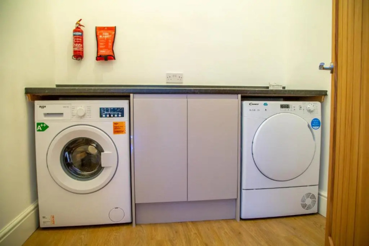 35 High Street Apartment