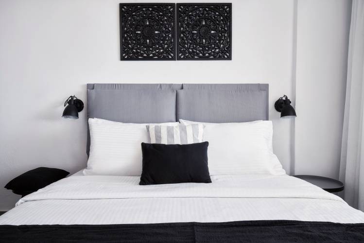 2 Bedrooms Suite with mountain view
