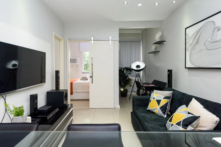 300m from Copacabana Beach | BC101 Z2
