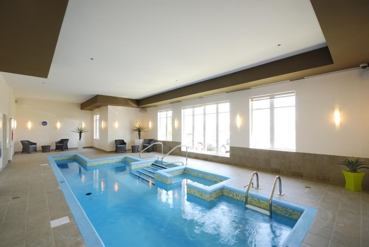 Imperia Hotel & Suites Terrebonne photo 16