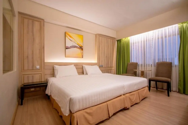 Premier Twin room