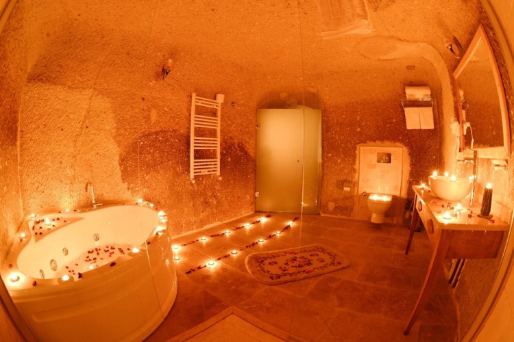 Mosaic Cave Hotel