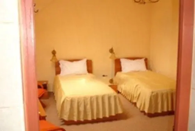 Pensiunea Pelicanul Over view