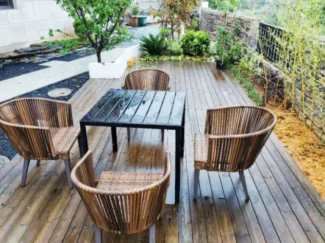 Pushe Guesthouse