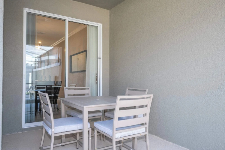 Spacious 4Bd W/ Pool & Close To Disney @ Storey Lake 2560