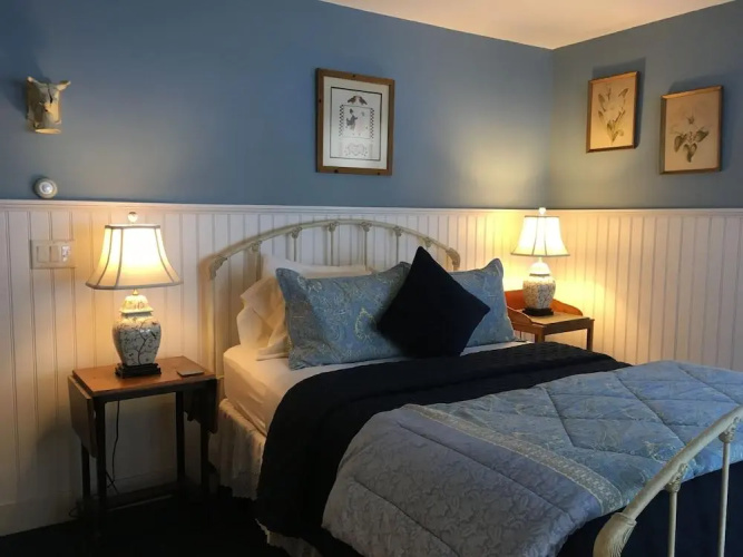 Deerhill Inn