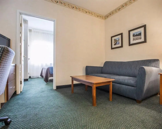 Quality Inn & Suites