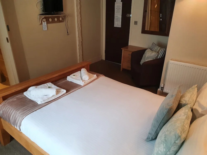 Halfway House Inn