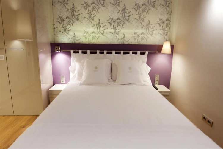 Vasanta Hotel