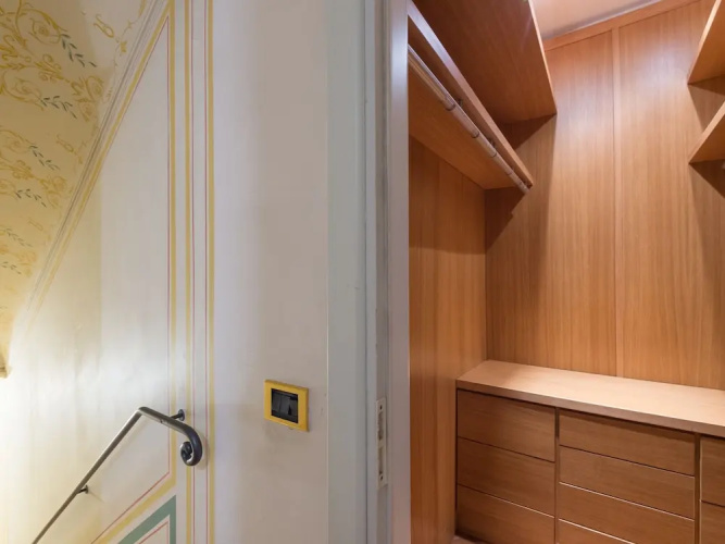 Rsh Luxury Trevi Fountain Apartment