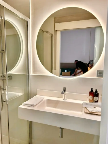Standard Double room with street view
