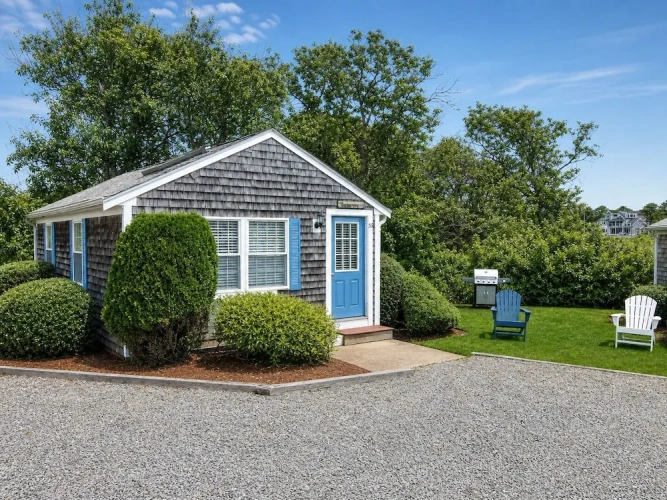 1 Bedroom Cottage with balcony