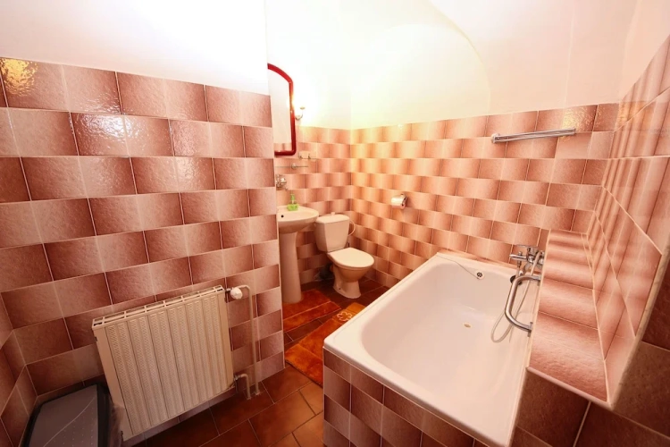 2 Bedrooms Suite