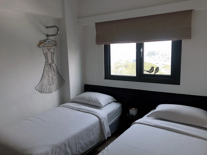 CHECK inn Express Kaohsiung Love River