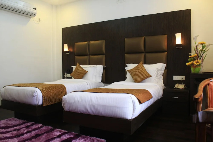 Mannat Resorts