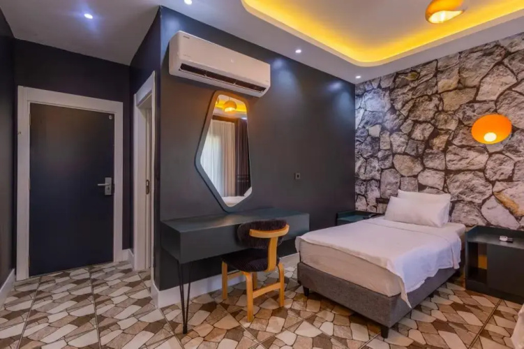 Lidar Otel